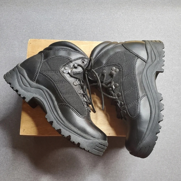 Ozark Trail Black Boots - Picture 1 of 7